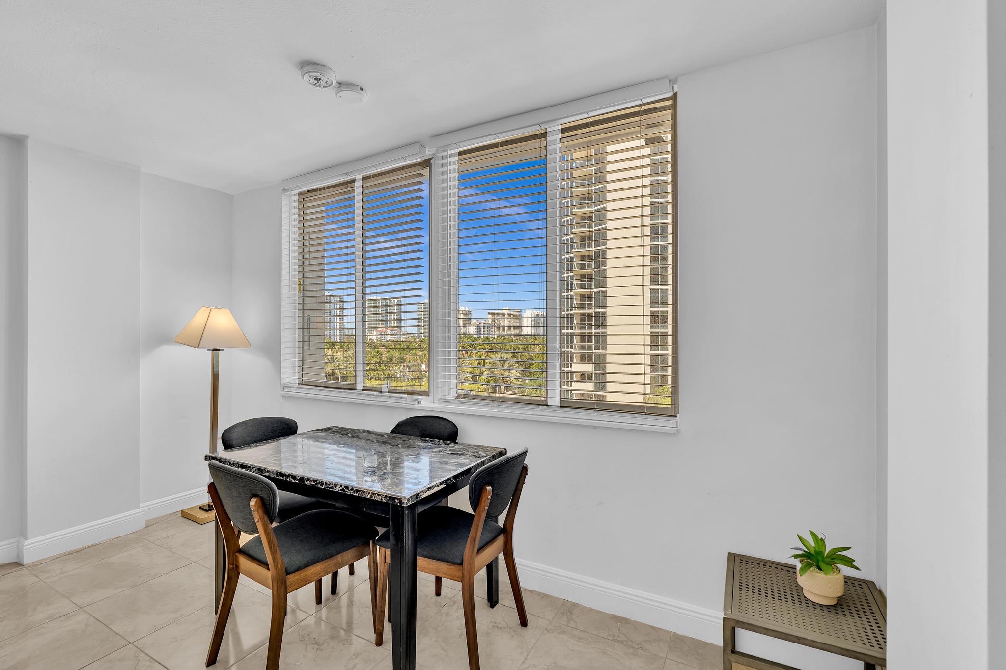 Affordable Oceanfront Studio in Sunny Isles Marco Polo 423