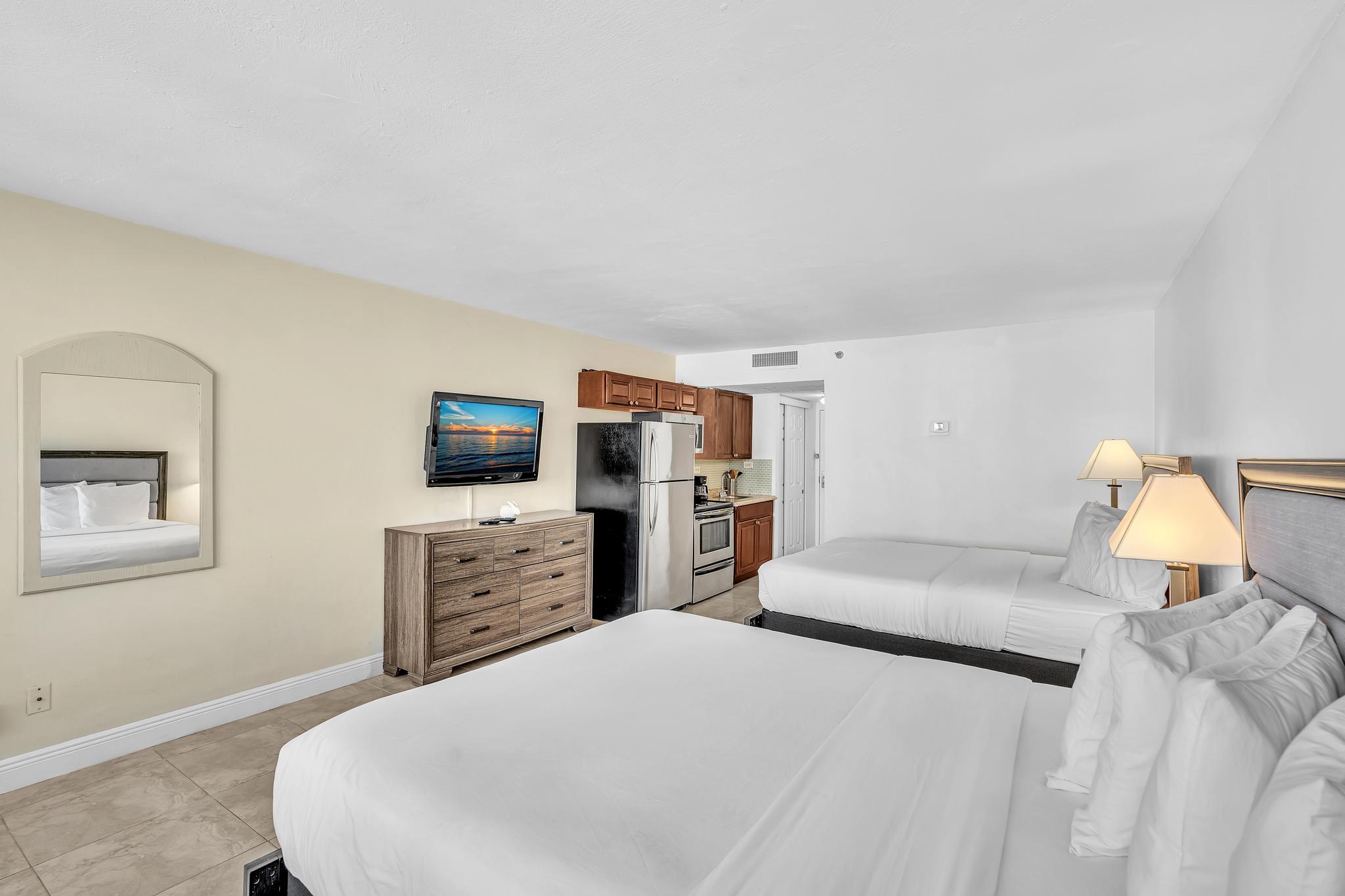 Affordable Oceanfront Studio in Sunny Isles Marco Polo 423