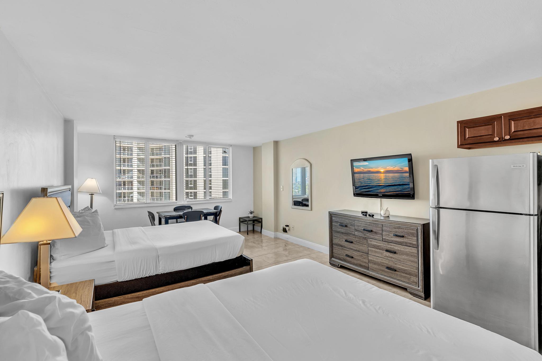 Affordable Oceanfront Studio in Sunny Isles Marco Polo 423