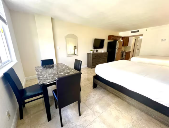 Affordable Oceanfront Studio in Sunny Isles Marco Polo 423