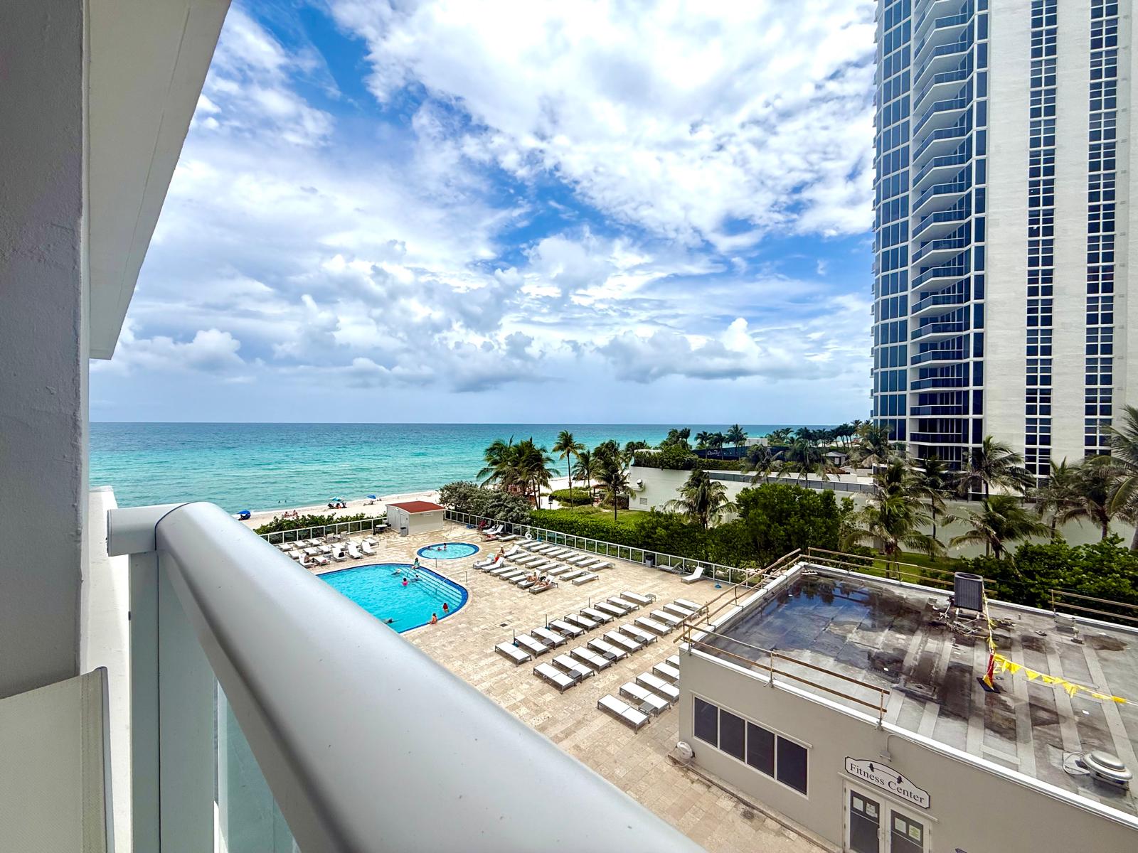 Beach Studio + Private Balcony /309