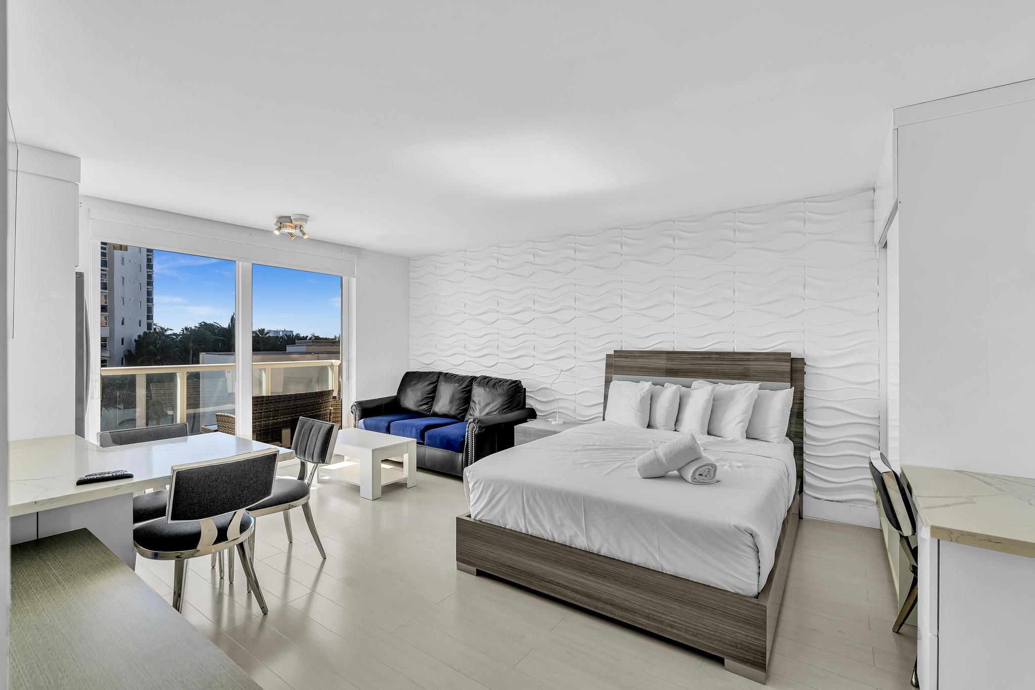 Beach Studio + Private Balcony /309