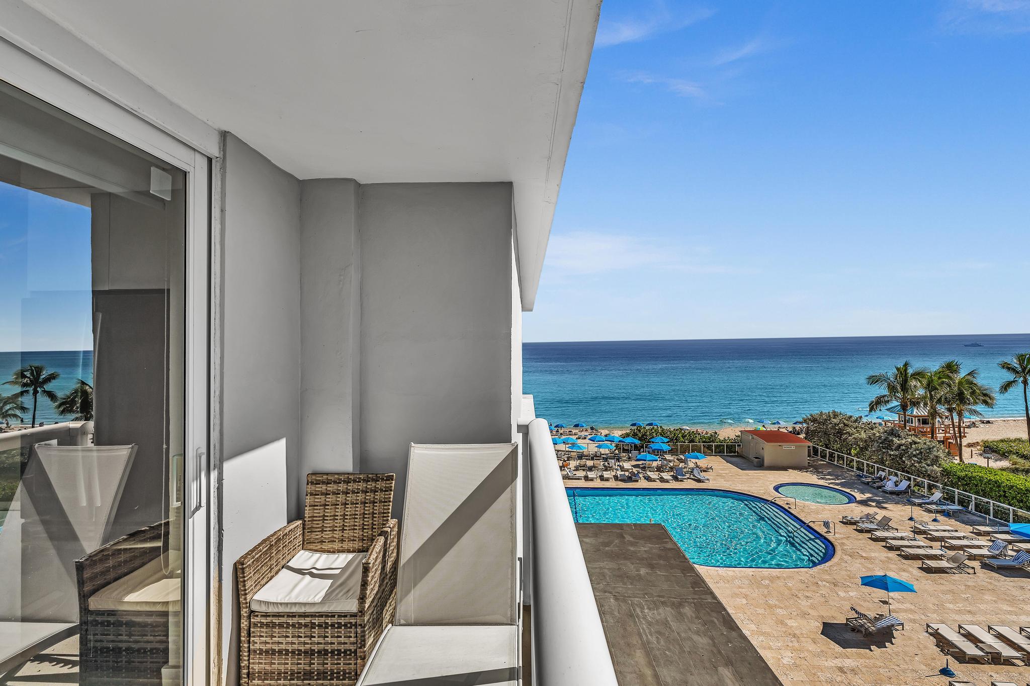 Beach Studio + Private Balcony /309