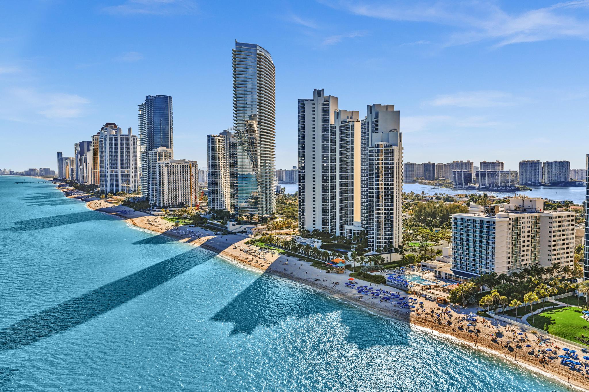 Beach Studio + Private Balcony /309