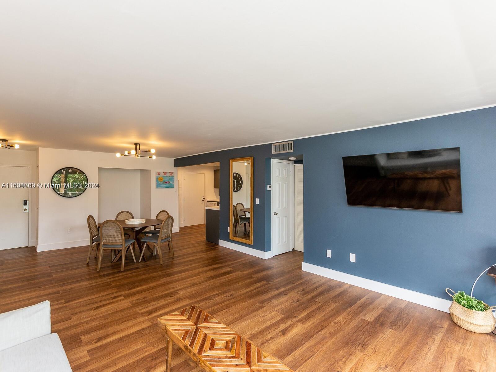 Sunny Isles Getaway | 1BR · 1.5BA · Free Parking/ 410