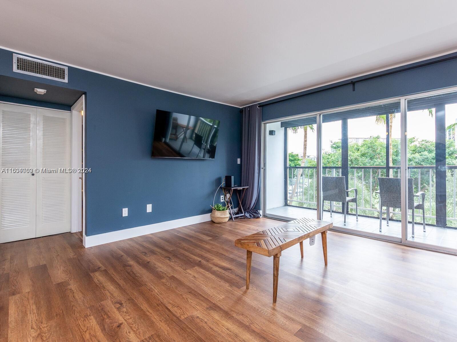 Sunny Isles Getaway | 1BR · 1.5BA · Free Parking/ 410